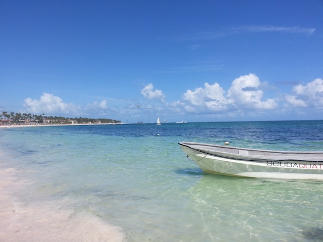 Mar azul do Caribe