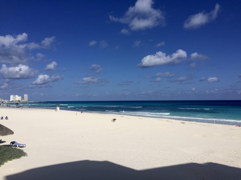 Praia de Cancún, no México